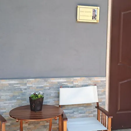 Domus Giuseppe Apartment Guardiabruna